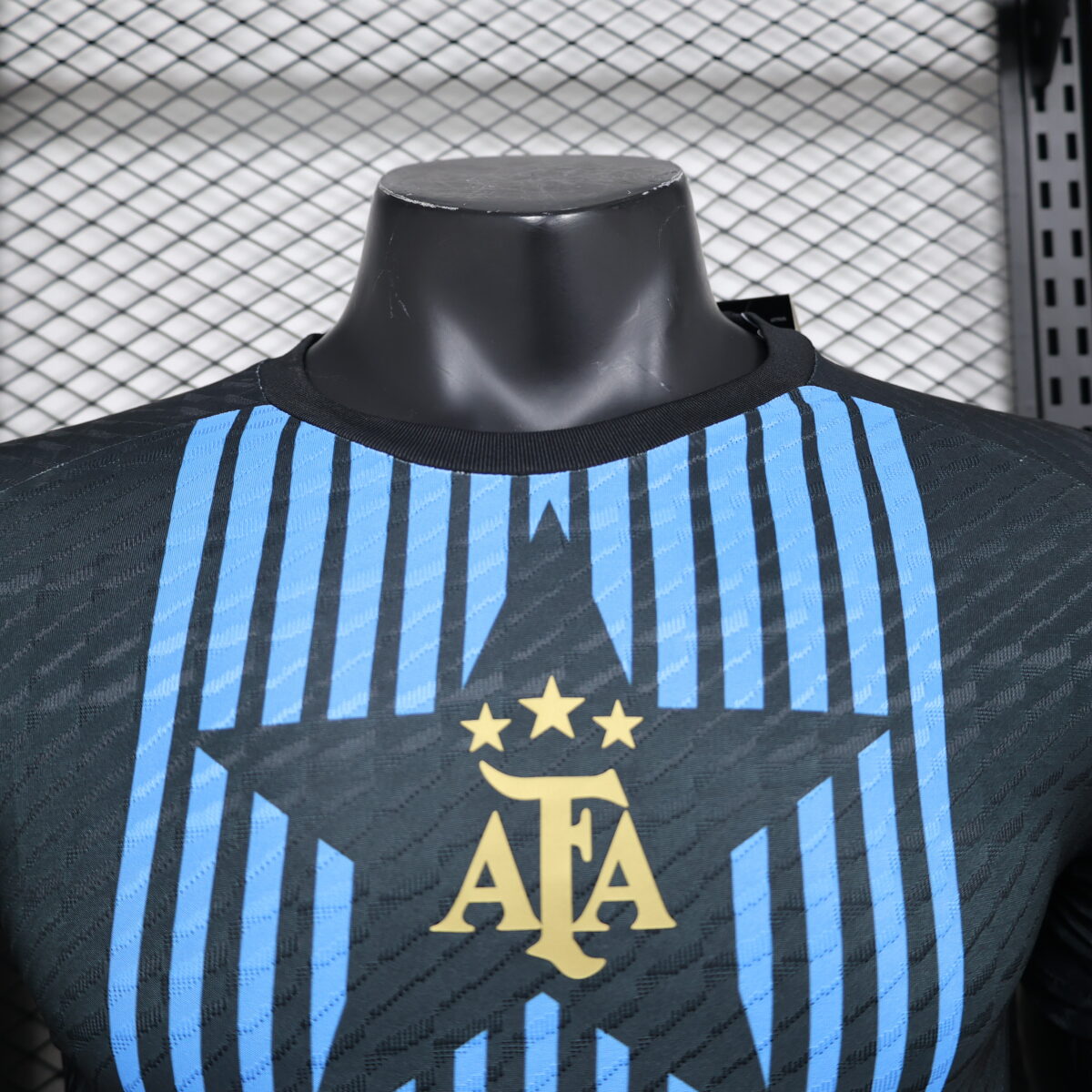 Camiseta Argentina pre match - Image 4