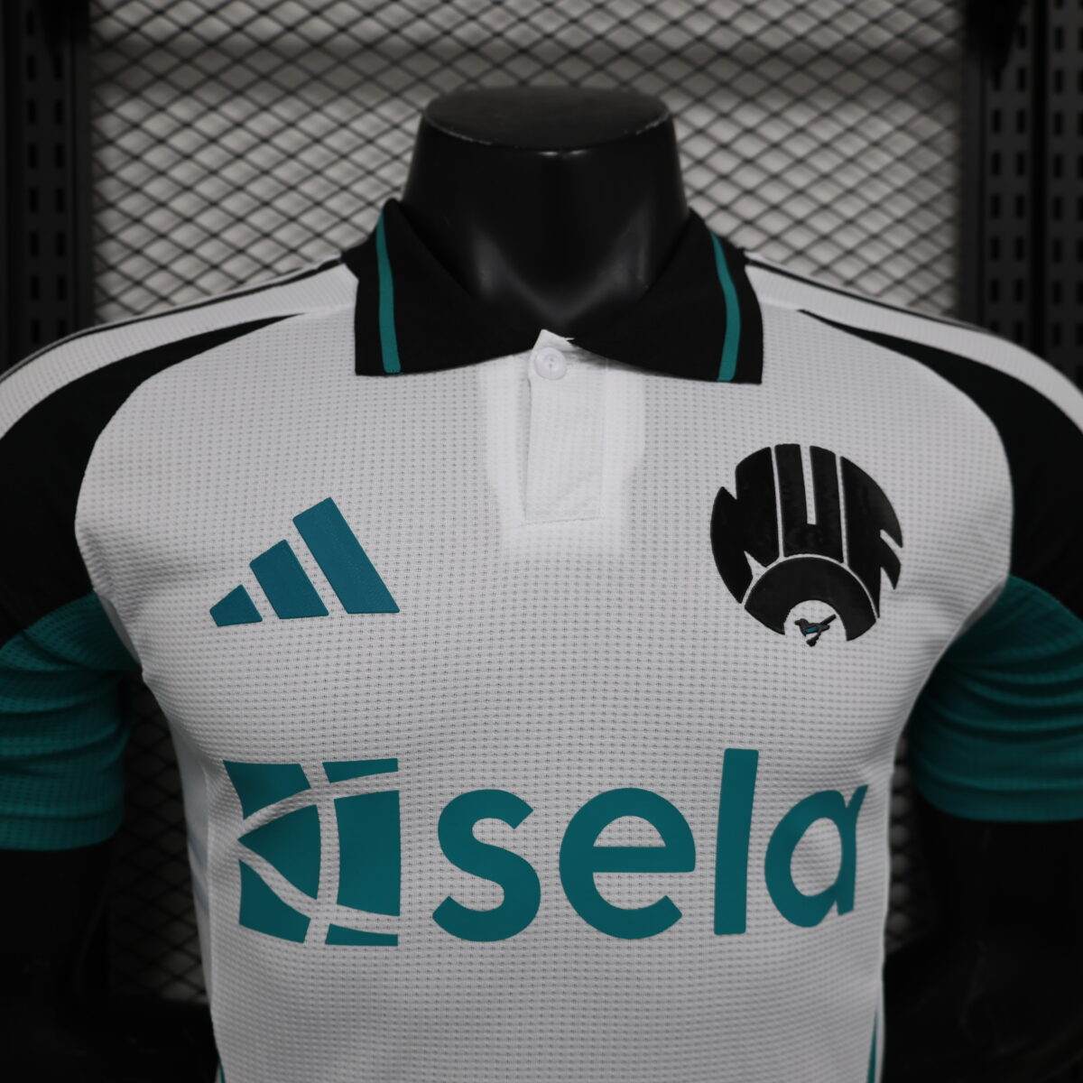 Camiseta Newcastle alternativa 24/25 - Image 3