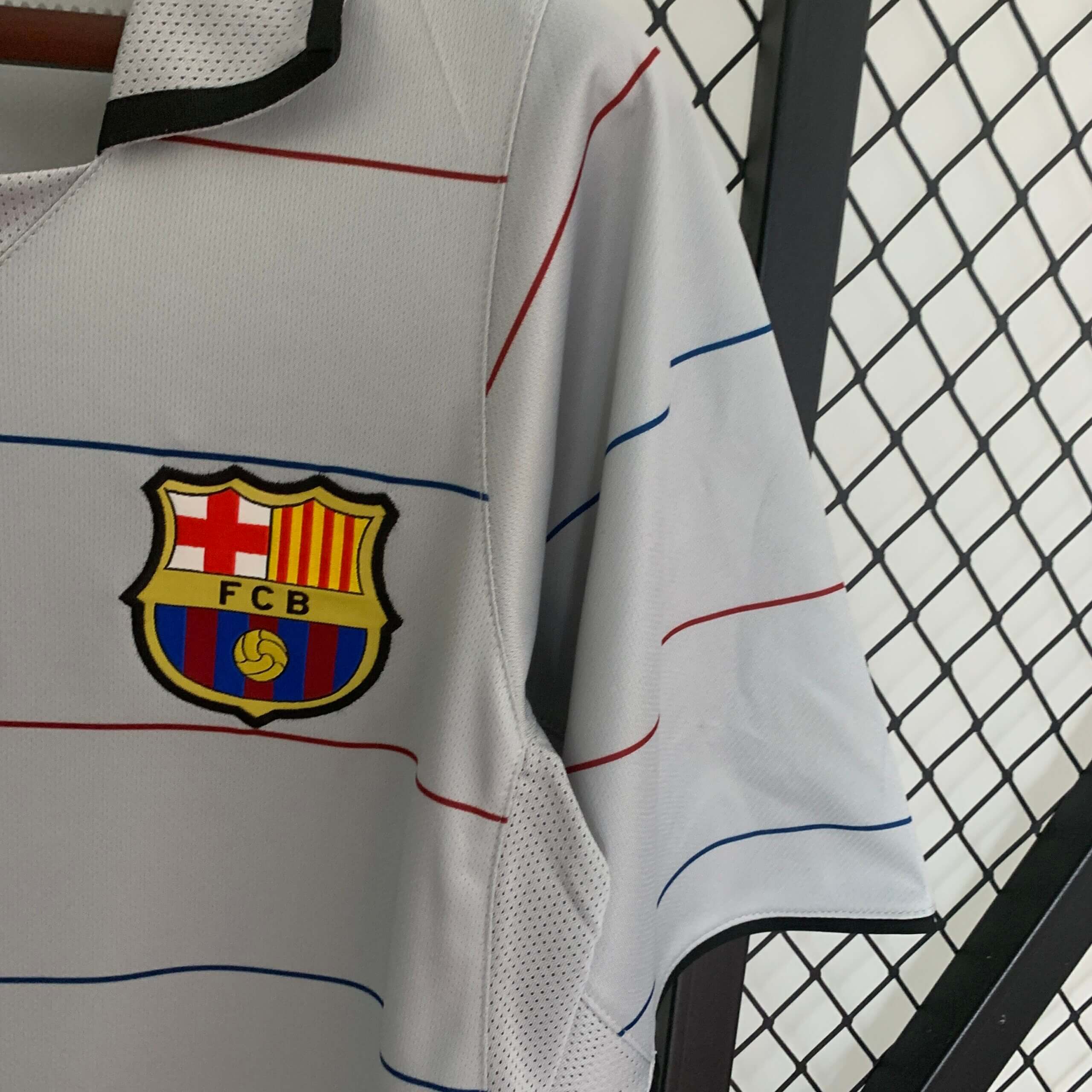 Camiseta Retro Barcelona alternativa 2003 - Image 4
