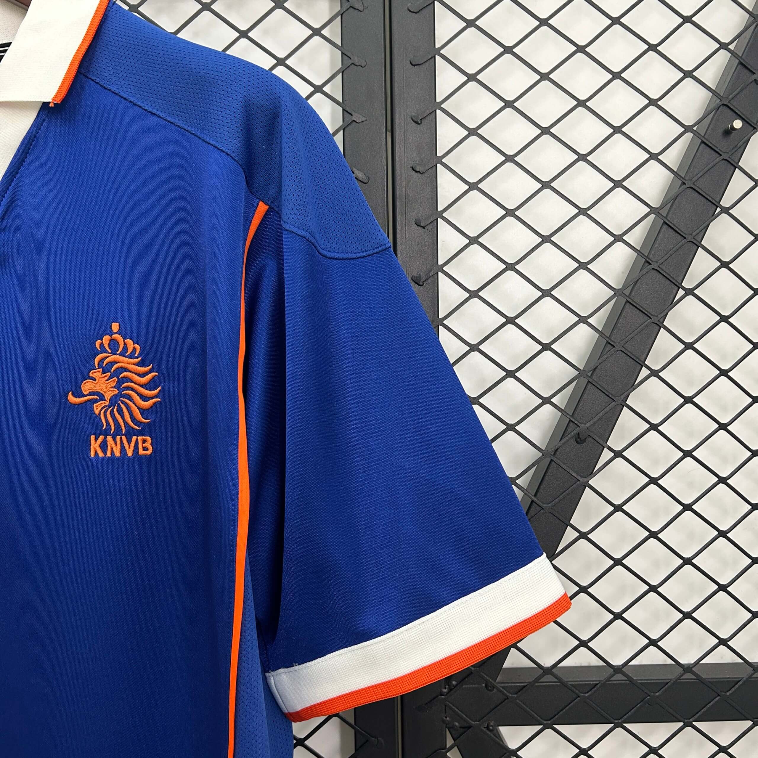 Camiseta Retro Holanda 1998 alternativa - Image 4